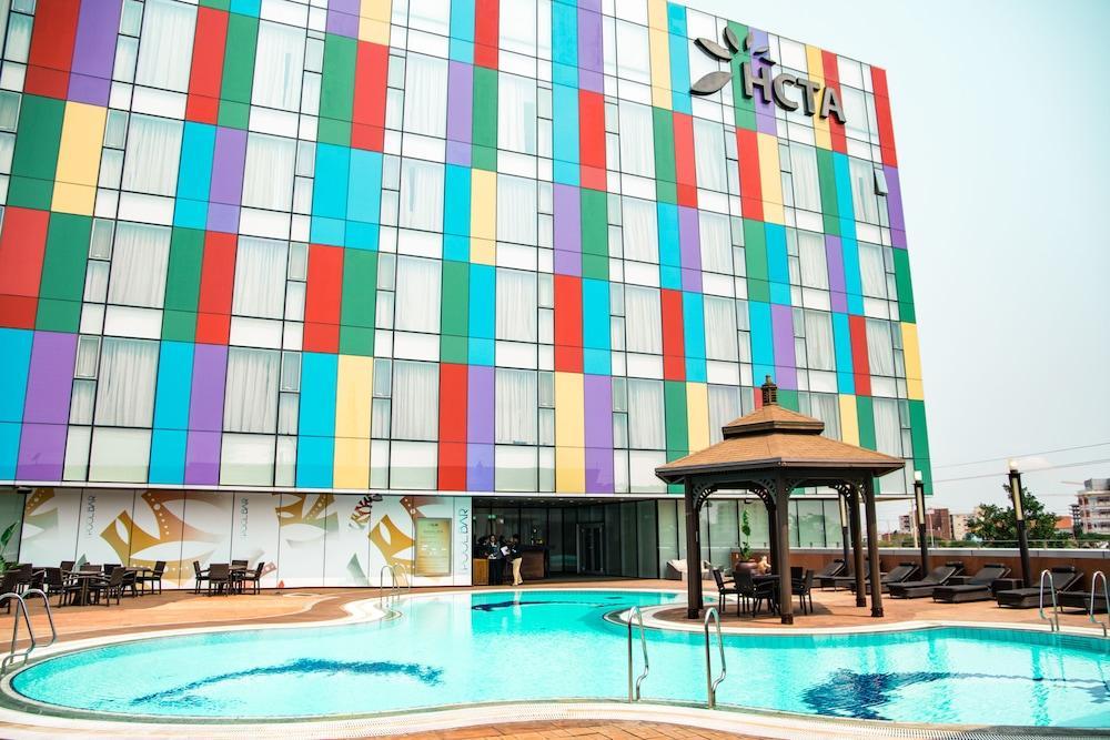 Hotel De Convencoes De Talatona Luanda Exterior foto